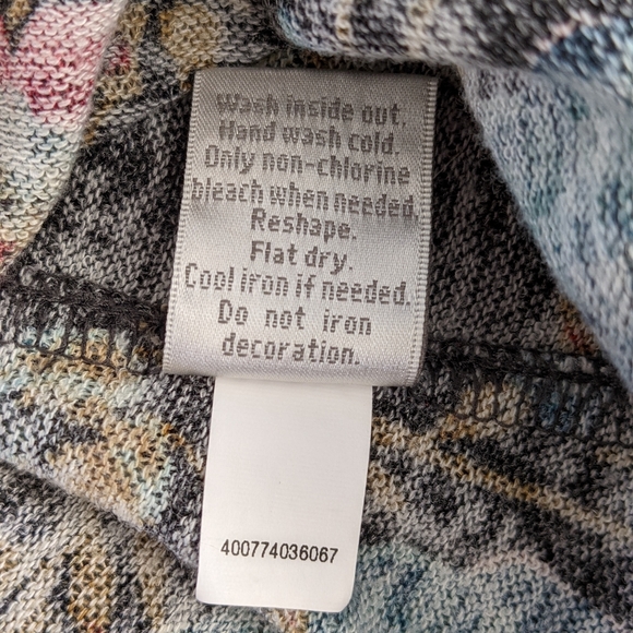 Disney by Lauren Conrad Multicolor Floral Top Size Small - Picture 11 of 14